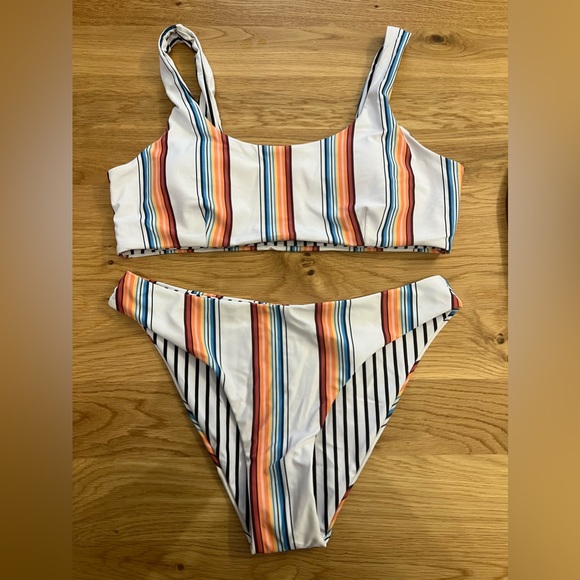 SHEIN bikini, NWOT, size large - Picture 2 of 3